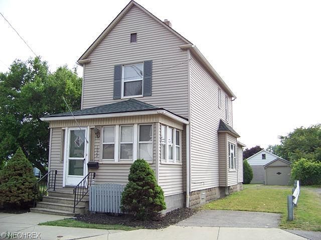 1st image of 1022 N State St
