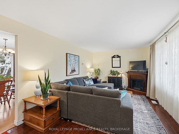 5th image of 5 Winchester Dr #9
