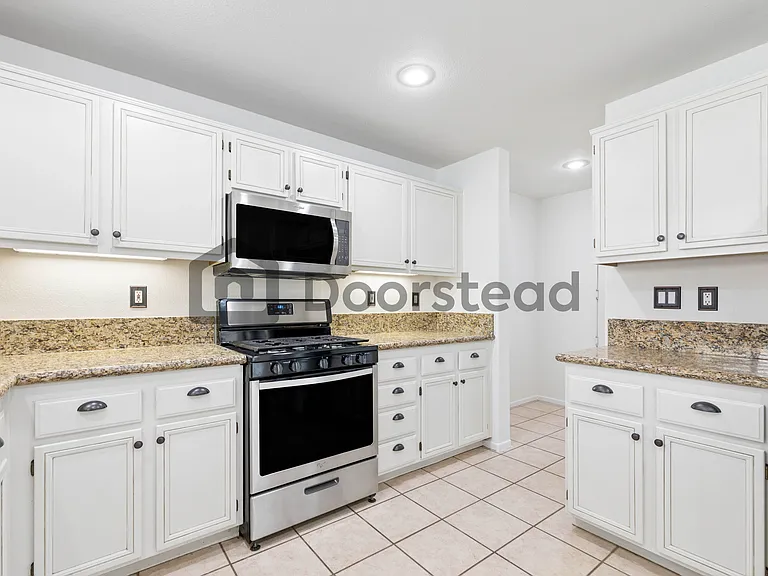 42075 Dunes Ct — Photo 19