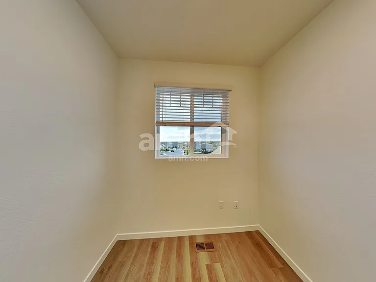26153 E Calhoun Cir — Photo 22
