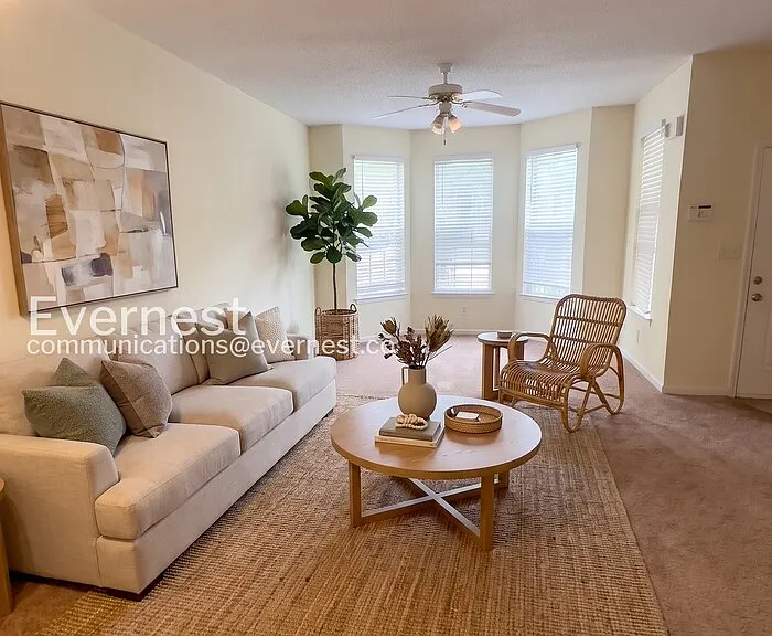 6699 Sunset Hills Blvd — Photo 3