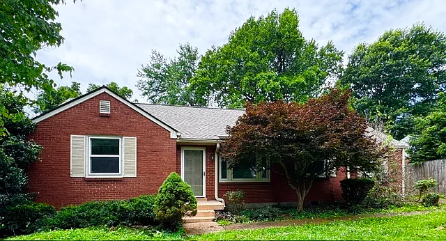 3329 Goodland Rd — Photo 1
