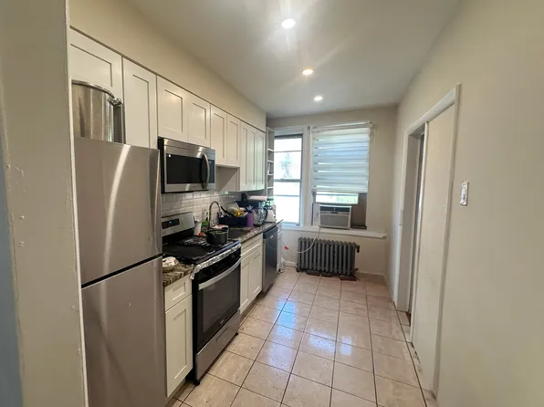 6009 Buchanan Place image 2 of 14