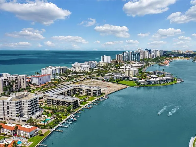 3200 Gulf Shore Blvd N #105 — Photo 30