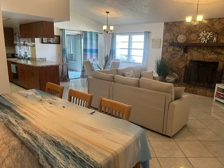 9031 Glen Moor Ln — Photo 21