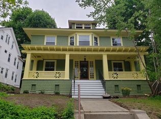8 Morningside Rd, Worcester, MA 01602