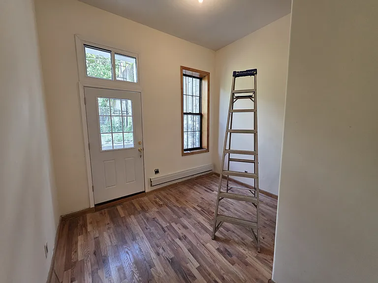 84 George St #1R — Photo 3