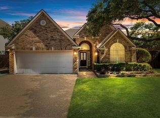 4013 Azure Ln, Addison, TX 75001