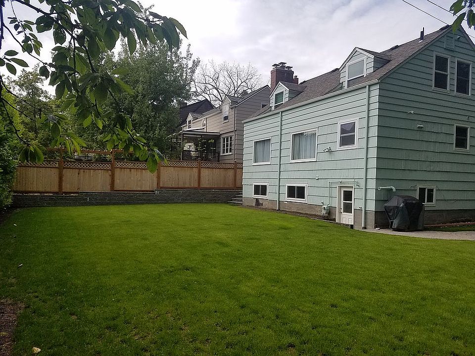 2nd image of 3717 NE 42nd St