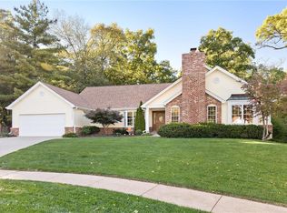 14796 Timberbluff Dr, Chesterfield, MO 63017