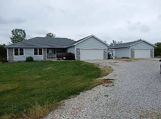 4800 NW Levering Dr, Topeka, KS 66618