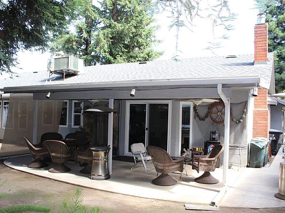 3rd image of 2409 E Harvard Ct