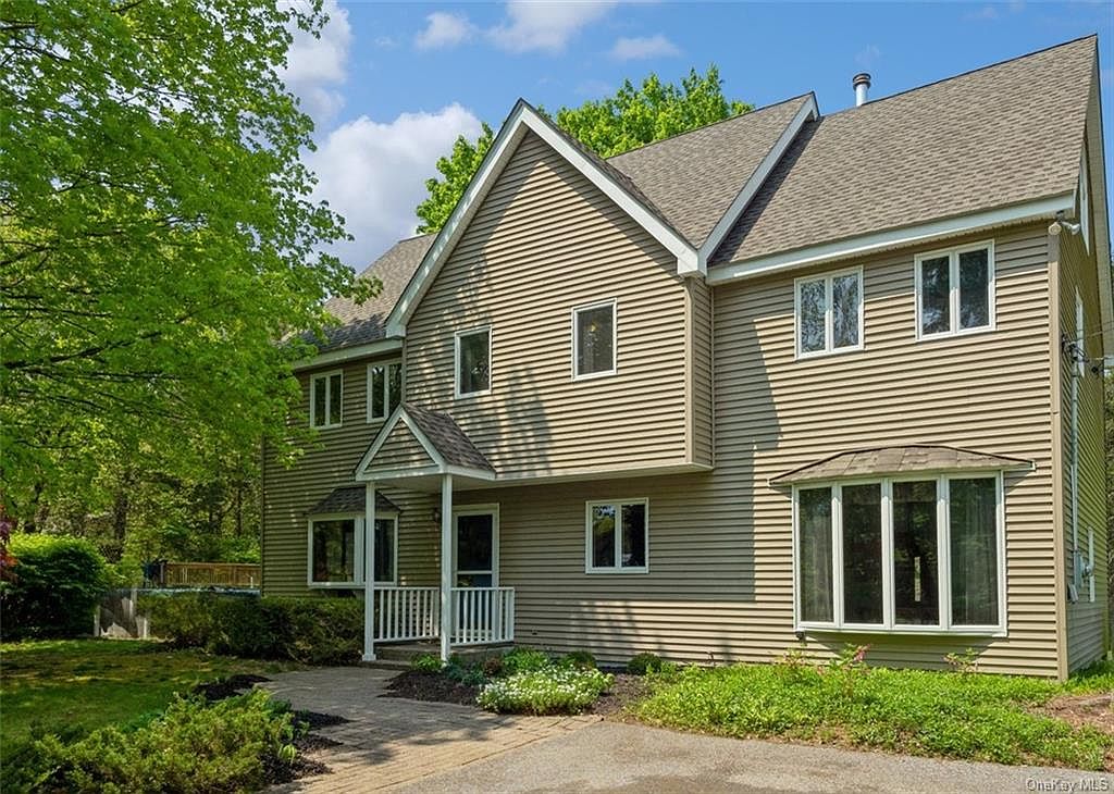 462 Rossway Road, Pleasant Valley, NY 12569 Zillow