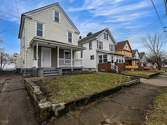 3rd image of 667 Elma St