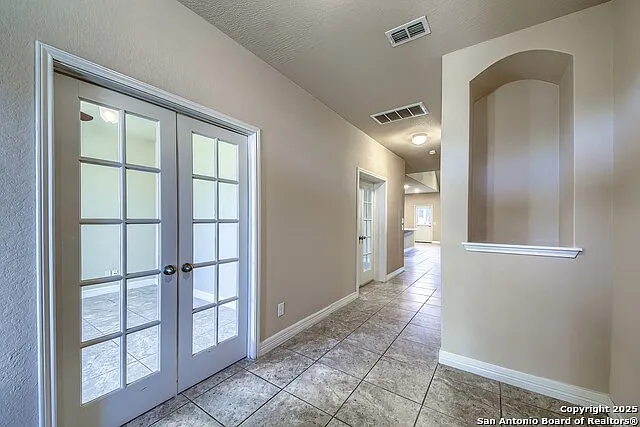 4 bed, 3.5 bath, 2963 sqft, $2,500 — Photo 3