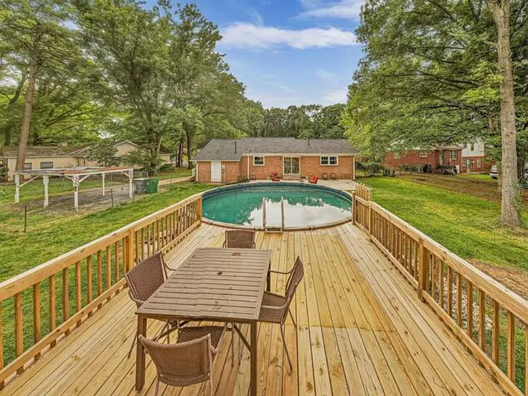 6800 Elm Forest Dr — Photo 9
