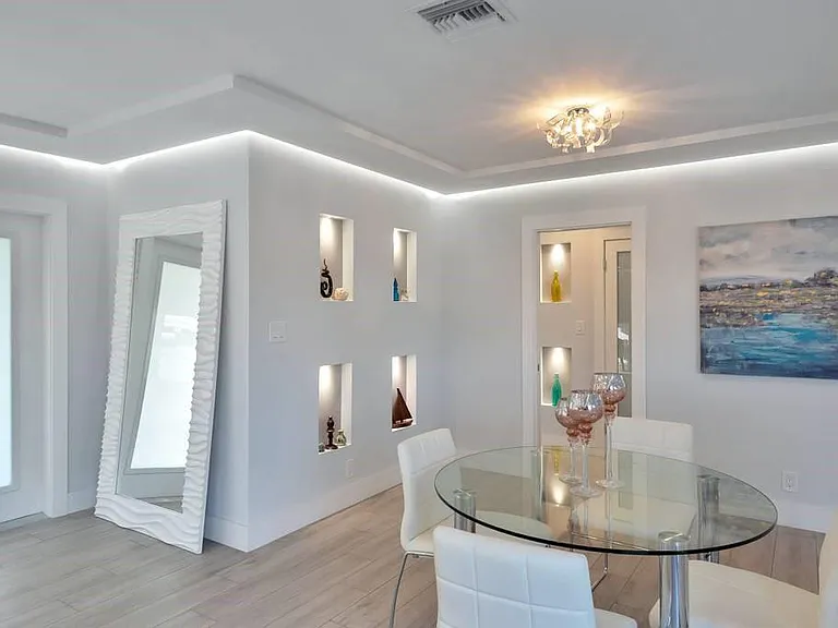 2417 Bayview Dr — Photo 9