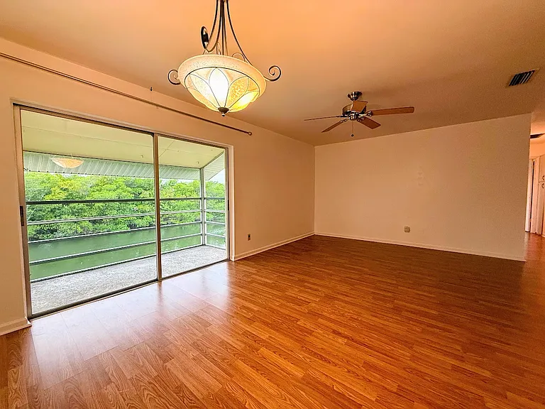1845 Robalo Dr #1-205 — Photo 4