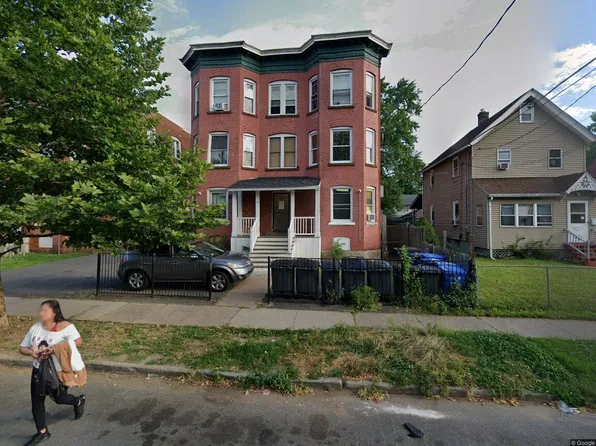 49 Elliott St #3E, Hartford, CT 06114