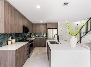524 NW 14th St, Florida City, FL 33034
