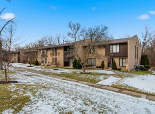 1100 Holbrook Rd APT D, Homewood, IL 60430