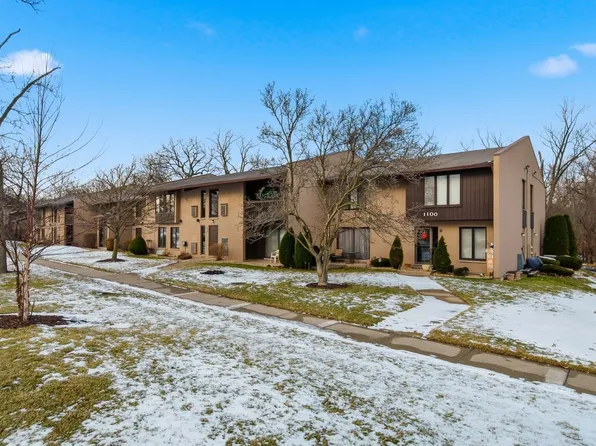 1100 Holbrook Rd APT D, Homewood, IL 60430