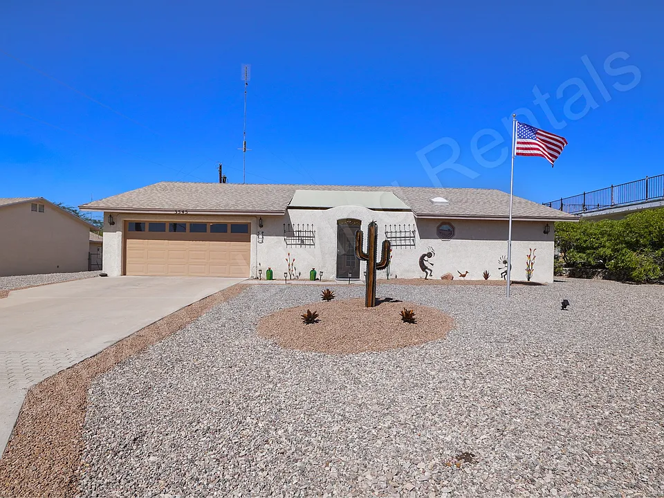 3545 Chemehuevi Blvd