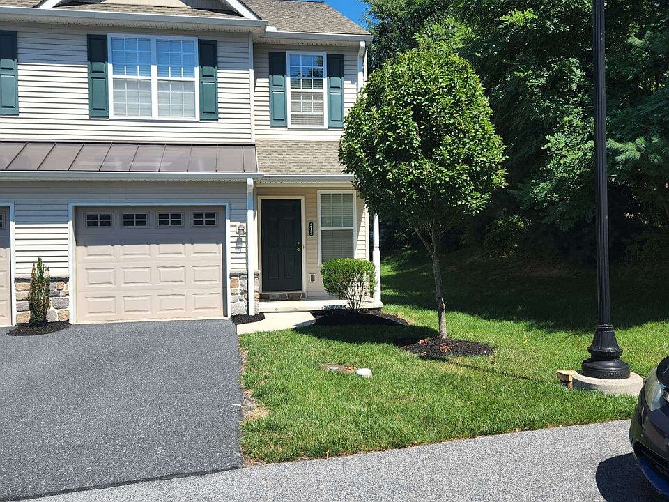 1st image of 212 Villa Vista Dr #212
