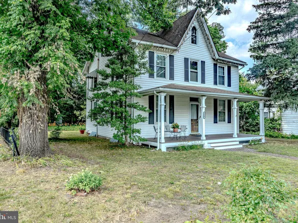 129 Warren St, Beverly, NJ 08010