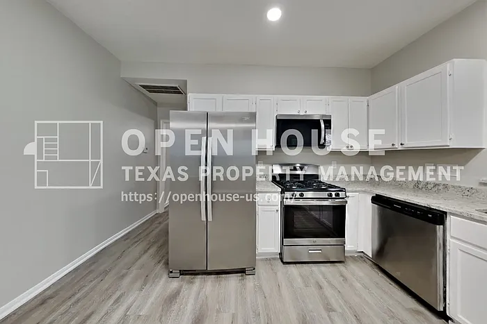 21643 Bay Palms Dr — Photo 7