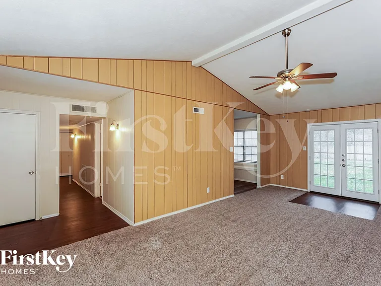 4841 Trailwood Dr — Photo 4