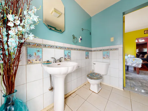 1563 East 46th Street image 8 of 19