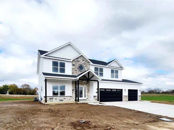732 Stone Briar Dr, Belleville, IL 62221