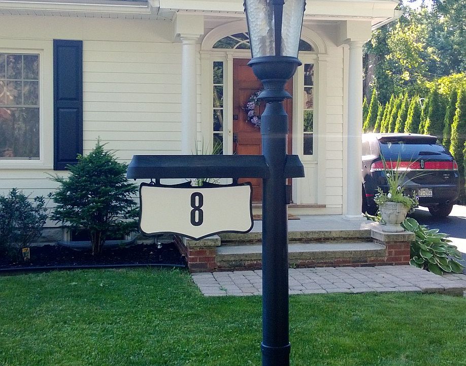 2nd image of 8 Stratford Ct