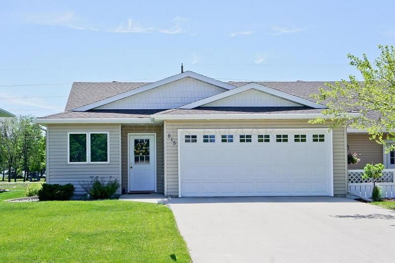 1st image of 815 Morningside Dr