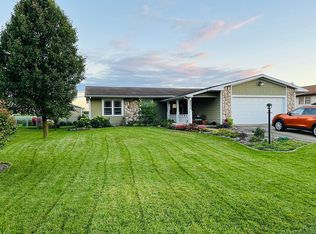 2231 Jeffery Dr, Saint Joseph, IL 61873