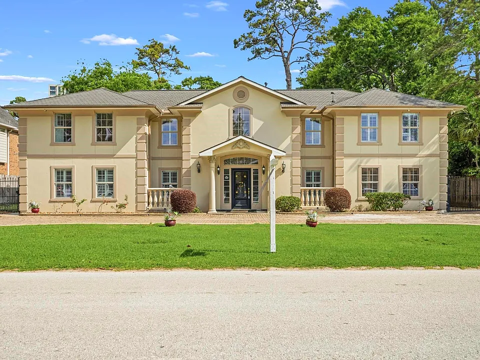 11730 Denise Dr