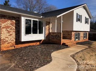 309 W Murray St, Maiden, NC 28650