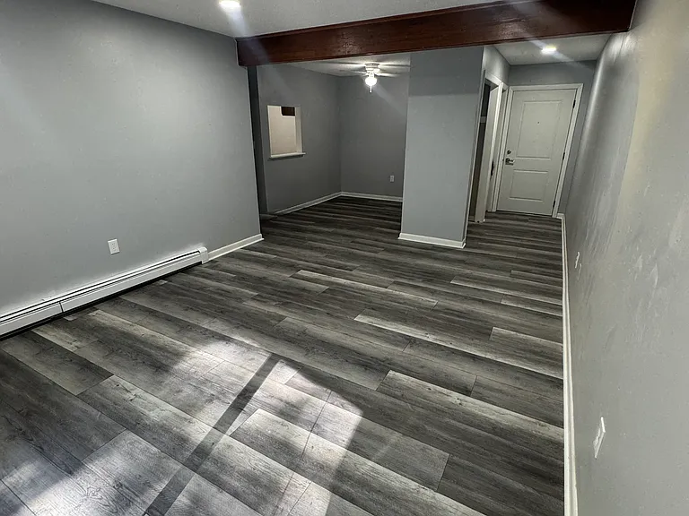 Living Room (Middle Unit)