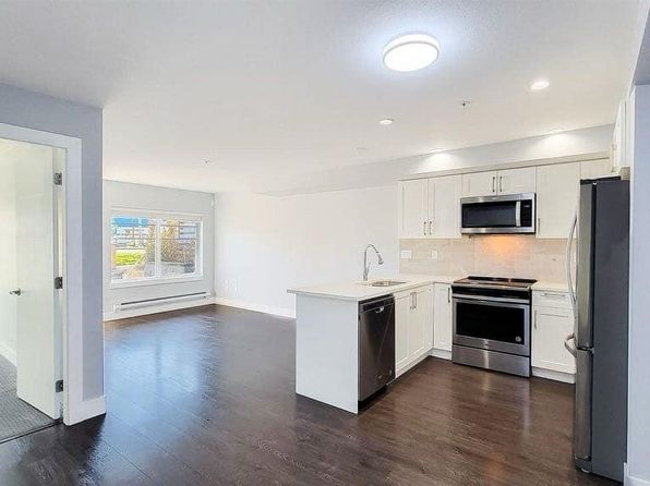 1990 Westminster Ave #103, Pt Coquitlam, BC V3B 1E8