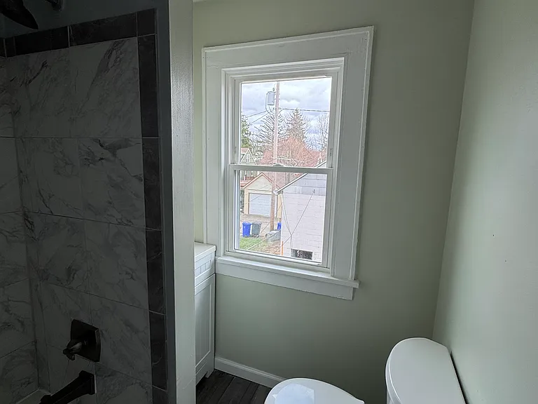 800-804 Thomas Rd — Photo 14