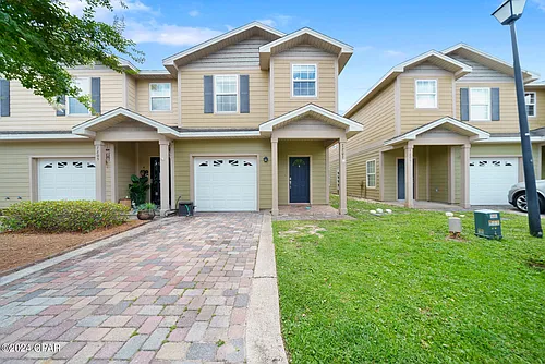 7207 Quail Hollow Dr Photo 1