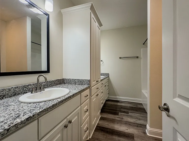 213 Steel Magnolia Ln — Photo 9