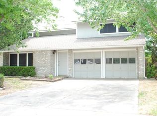 414 Redway Ln, Webster, TX 77598