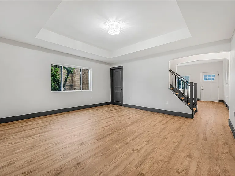 4706 Lorigan St — Photo 12