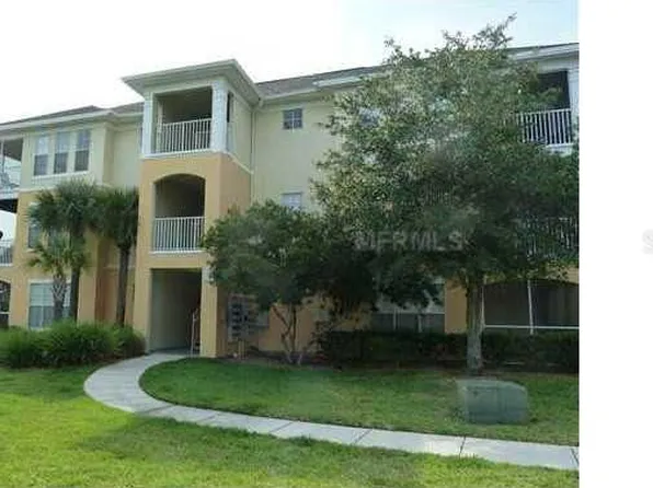 9401 Crescent Loop Cir APT 203, Tampa, FL 33619