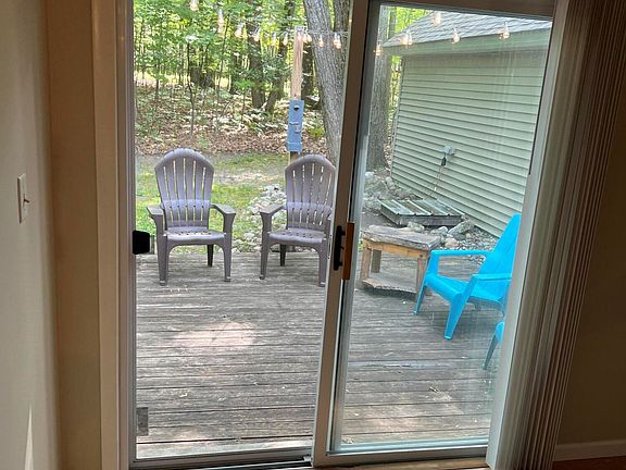 2nd image of 96 Caduca Ln