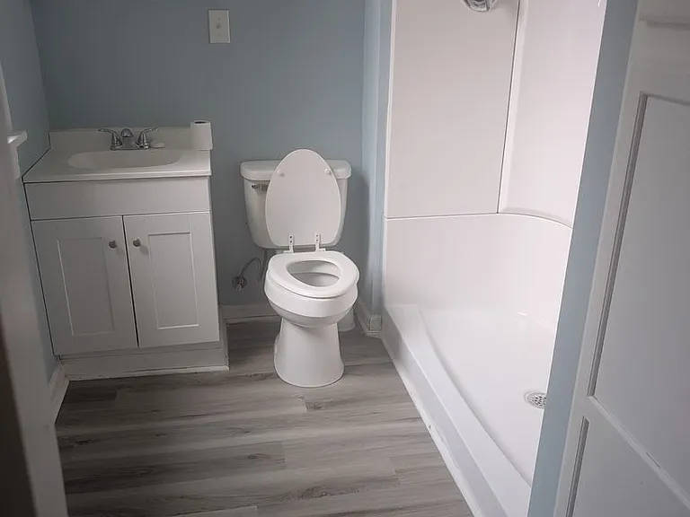 207 W Main St — Photo 15