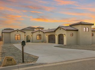 1514 20th Ave SE, Rio Rancho, NM 87124