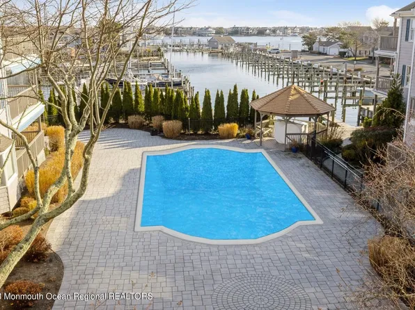 94 Bay Point Harbour, Point Pleasant, NJ 08742